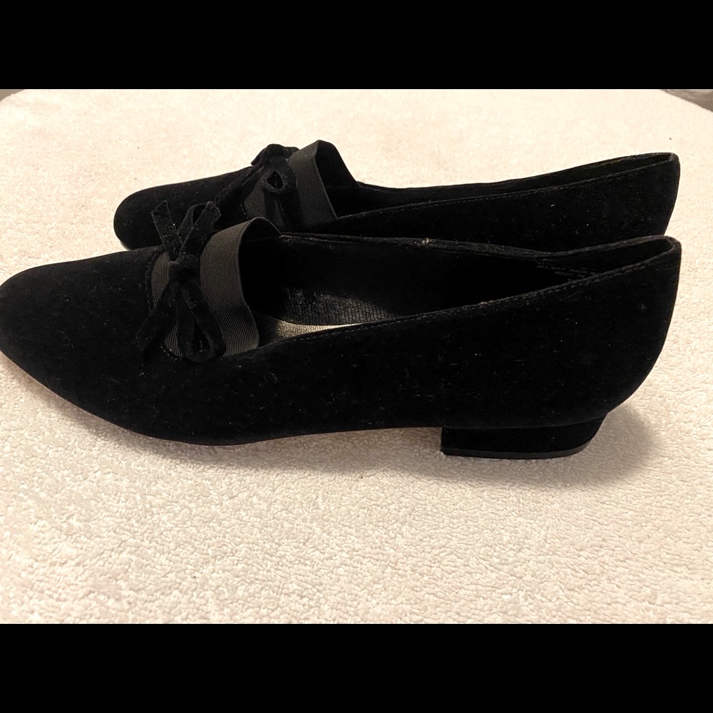 Brand New Super Stylish Black Velvet Loafers By Anna Box 72 Brand New Super Stylish Black Velvet Loafers By Anna Box 72